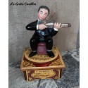 VIOLIN MUSICIAN, wooden collectible music box